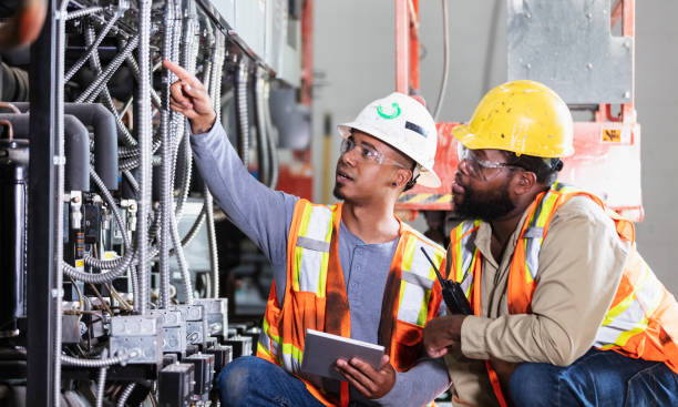Best Emergency Electrician Near Me  in Floresville, TX